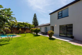 Villa Summer Classic Beach Estate, Cape Town, Hout Bay